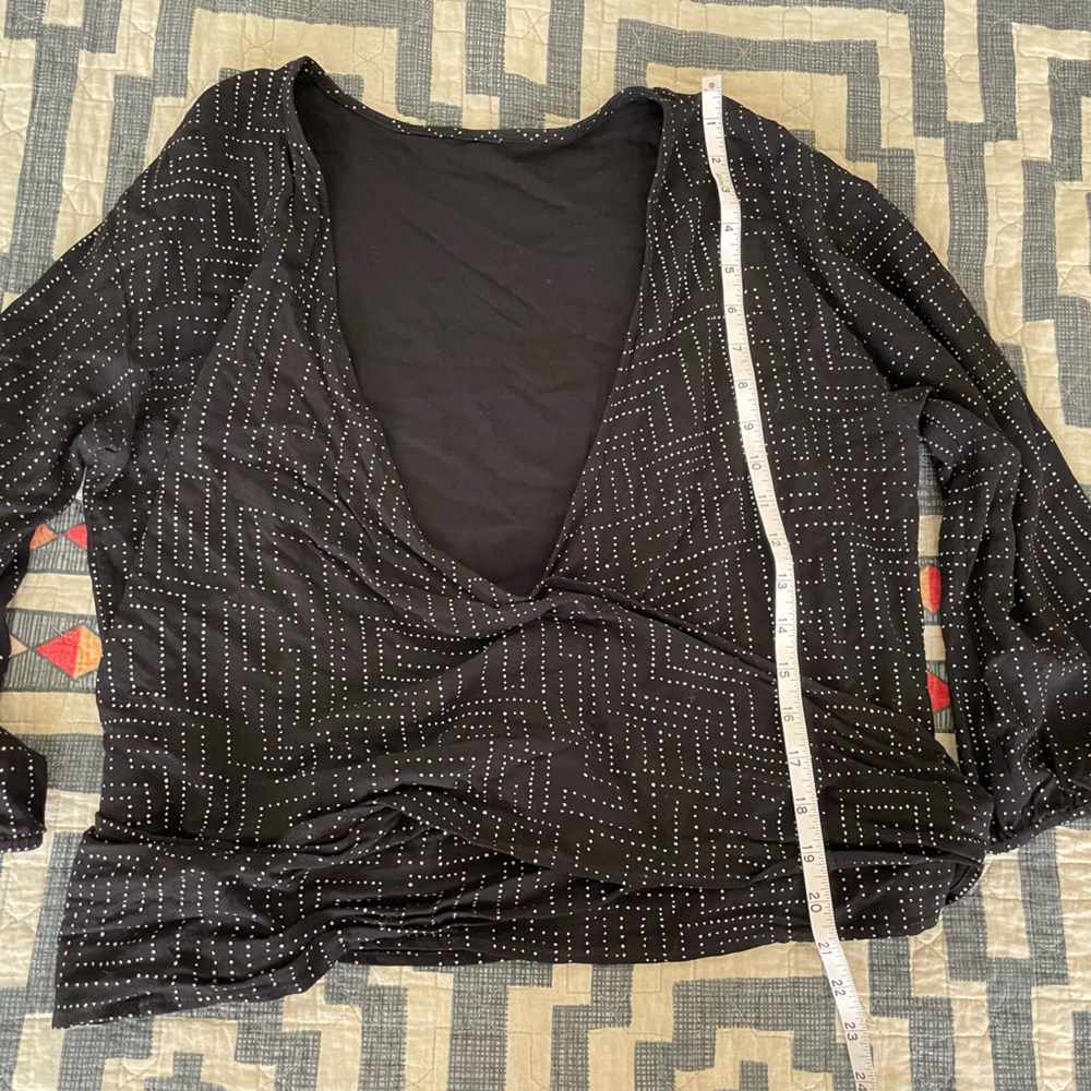 NORTH OF WEST / Labyrinth Winona Wrap Blouse / Black / Size M